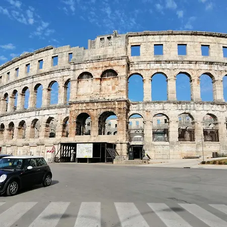 Center Penthouse Pula
