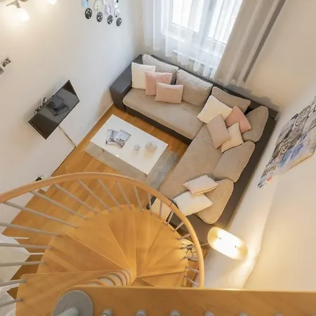 Center Penthouse Apartment