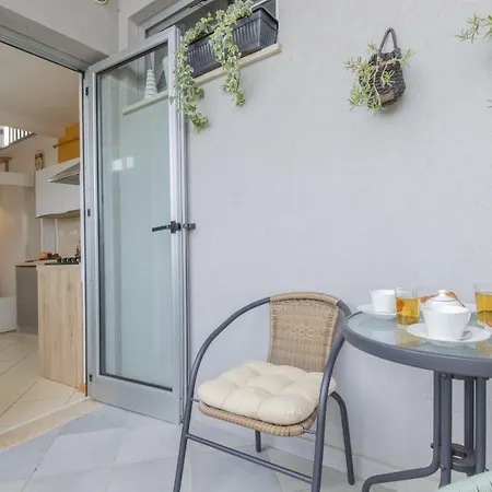 Center Penthouse Apartment Pula