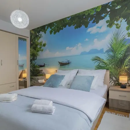 Center Penthouse * Pula