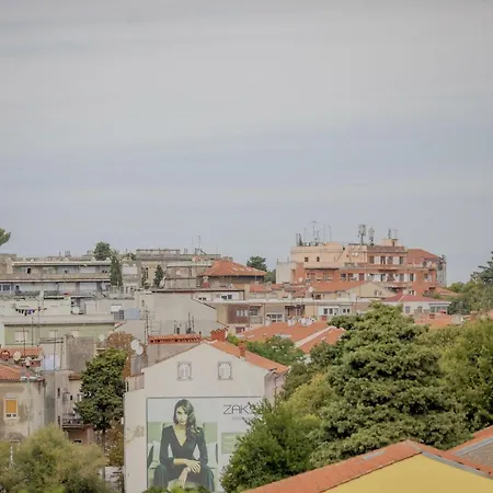 Center Penthouse - Free Parking Pula