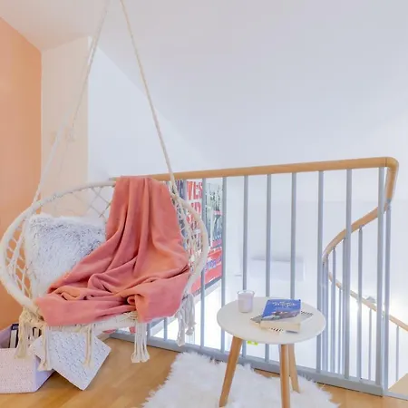 アパート Center Penthouse プーラ